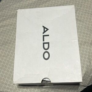 Beautiful never worn aldo shoes